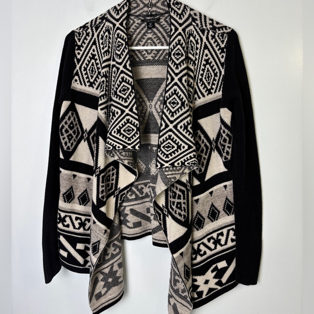 Lucky Brand Geometric Black and Cream Open Front Cardigan Sweater